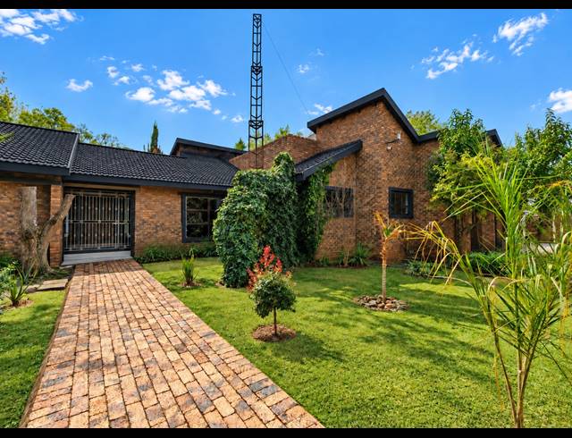 4 BEDROOM HOUSE FOR SALE IN THREE RIVERS PROPER